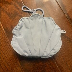BAGGU Shell Bag Charm Lavender
